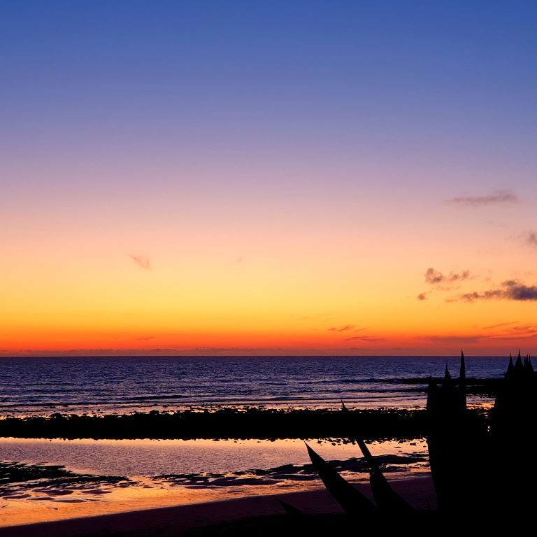 Playa de Zahora unique SunseT