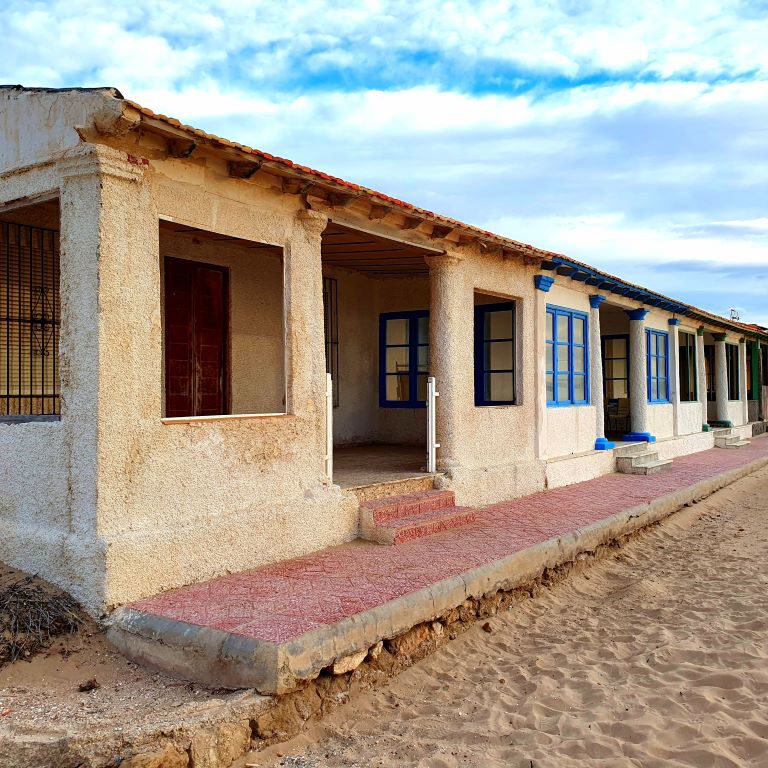 In the 1970s illegal built Beach BarrackS