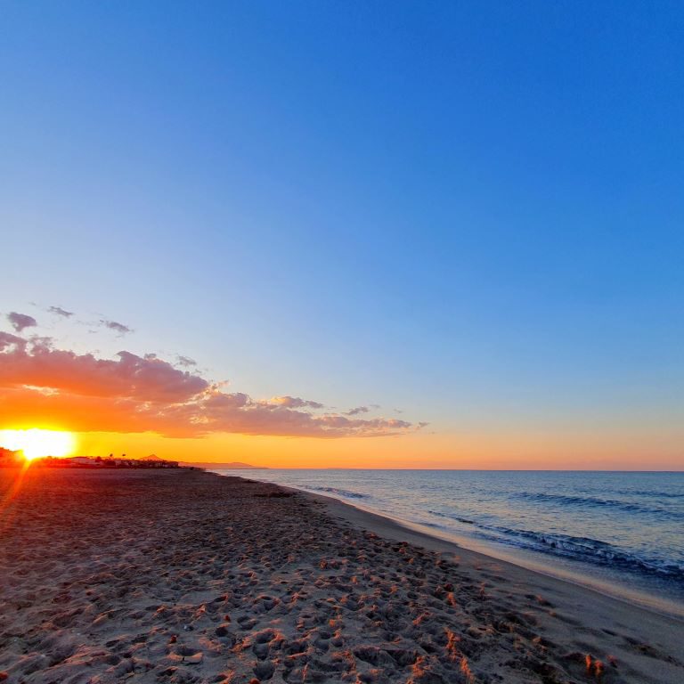 Playa Santa Ana Sunset at the same TimE