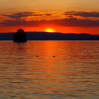 Thank you that I´m exist and be a conscious Human Being, to Mother Earth and her beauty, to those who made this journey possible, and to everyone I've met along the way ! I´m so grateful !!! The Earth is so beautiful and we are so small in this UniversE